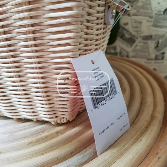 Kate Spade NWT Picnic Strawberry Wicker Basket Warm Beige plaid inside - Picture 6 of 13